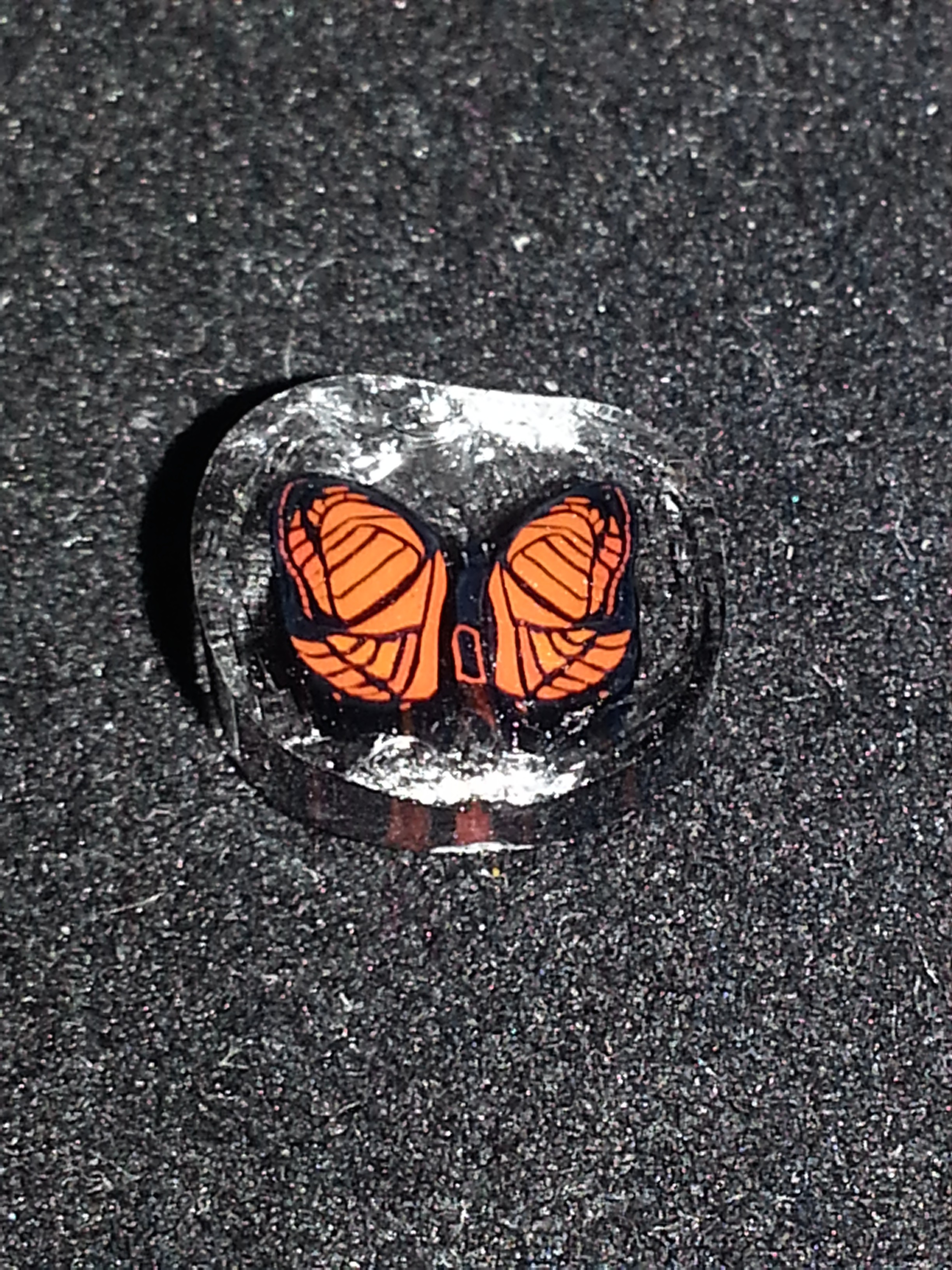 M-089 Monarch Butterfly