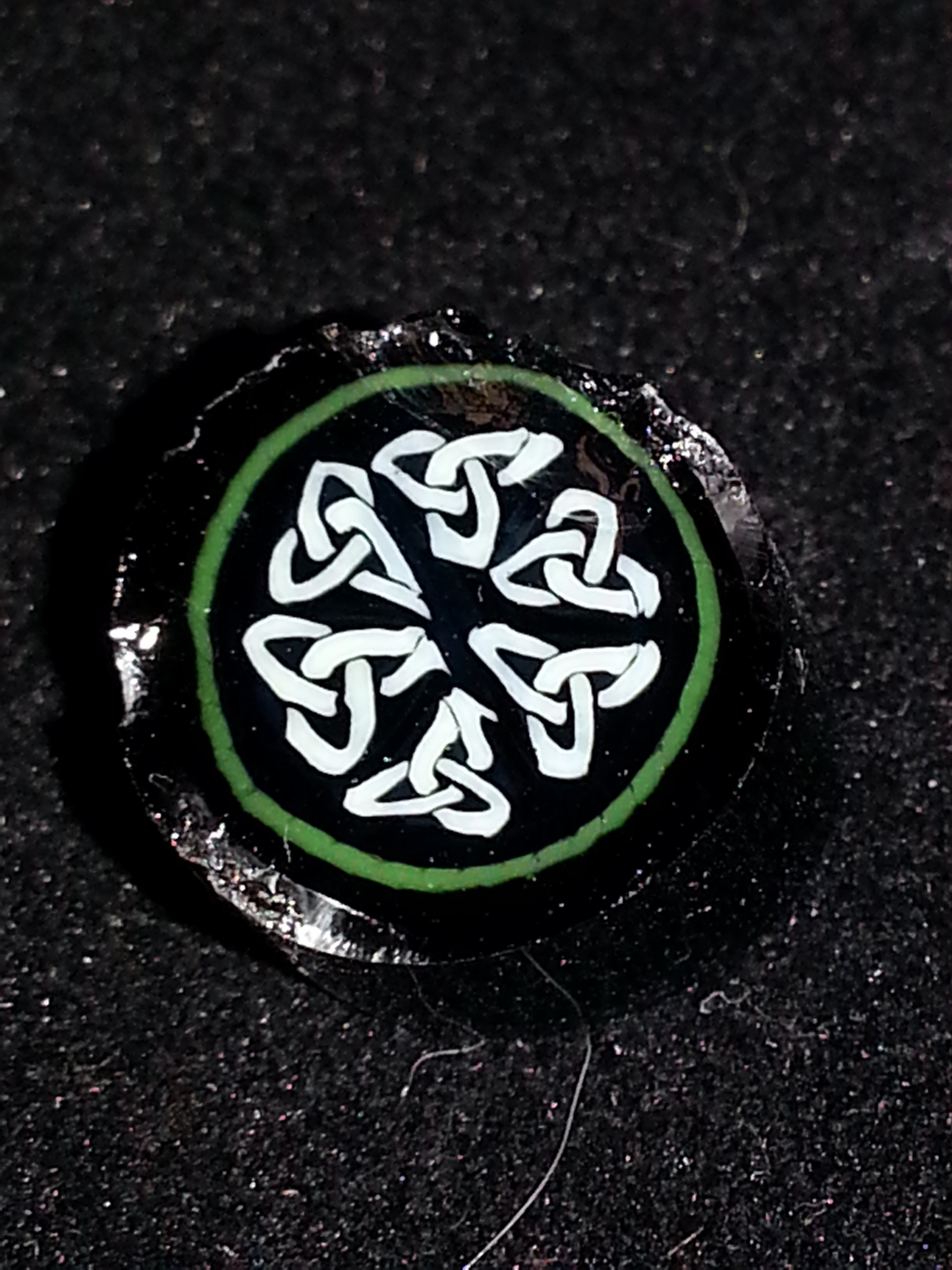 M-159 White/Green Celtic Knot